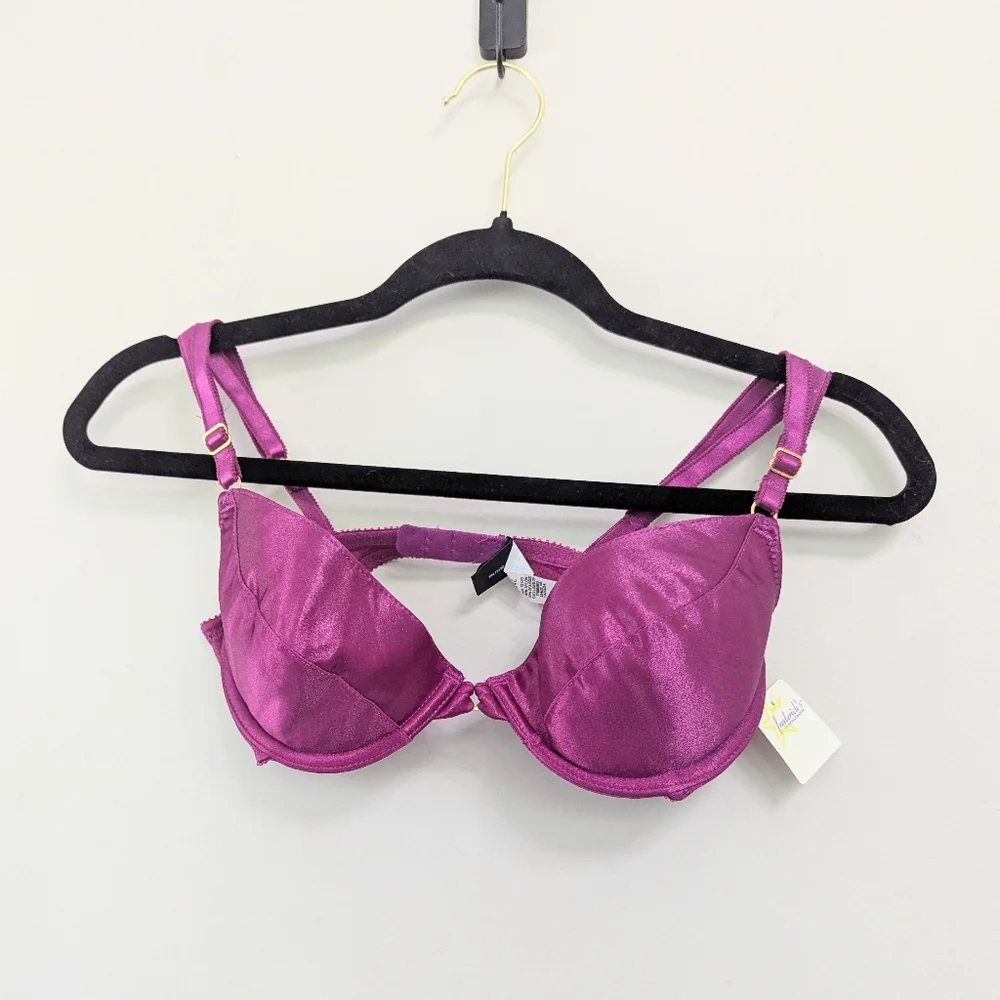 Vintage Fredericks Of‎ Hollywood Padded Demi Bra